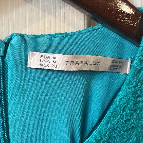 ZARA TRAFALUC DRESS SIZE MEDIUM - Picture 2 of 4